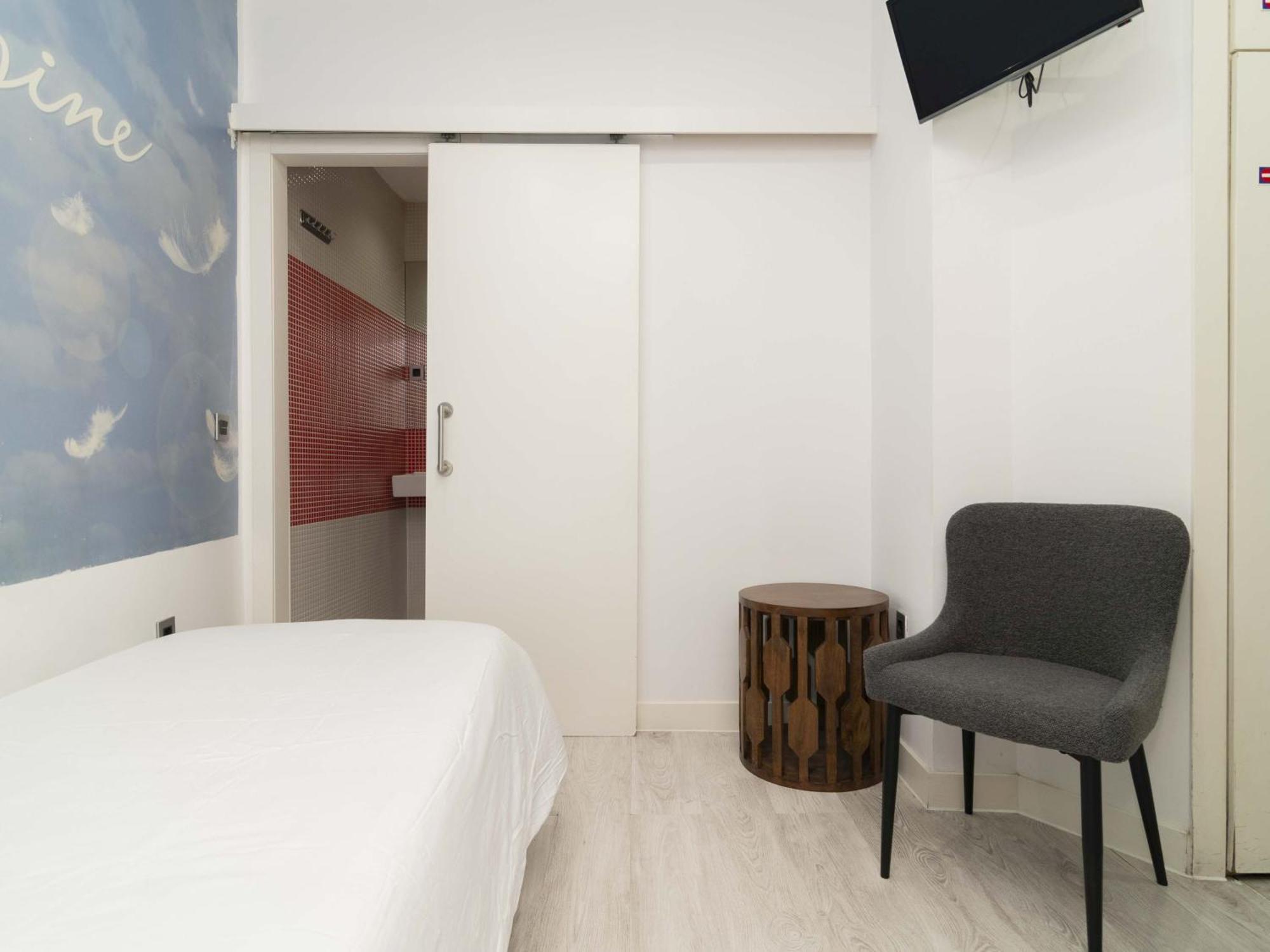 Pension Foster Madrid Luaran gambar